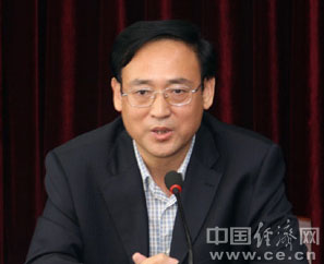 澳门银河官网 副市长冯晓仙、李哲、王鹏3人也是本月刚当选为副市长（详细报道）